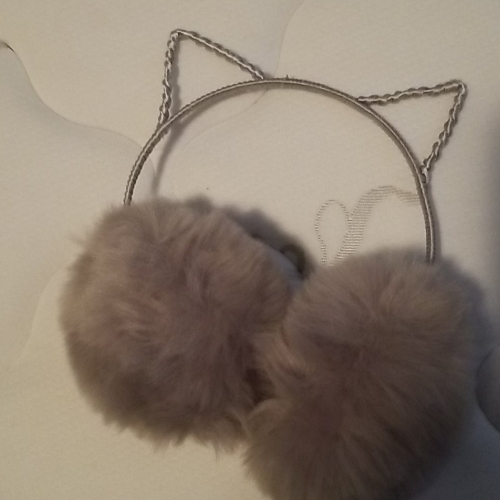 Earmuffs